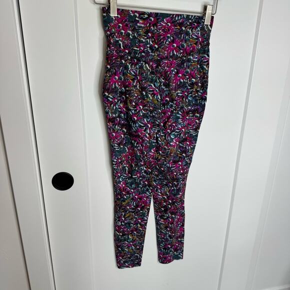Lululemon Base Pace High-Rise Running Tight 25” Floral Electric Multi Nulux 4 - Picture 7 of 7